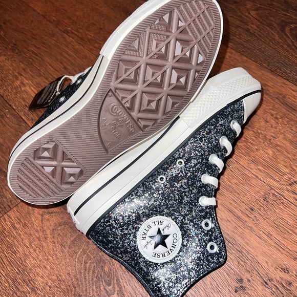 Converse Black and White Speckled High-Tops - Picture 5 of 7